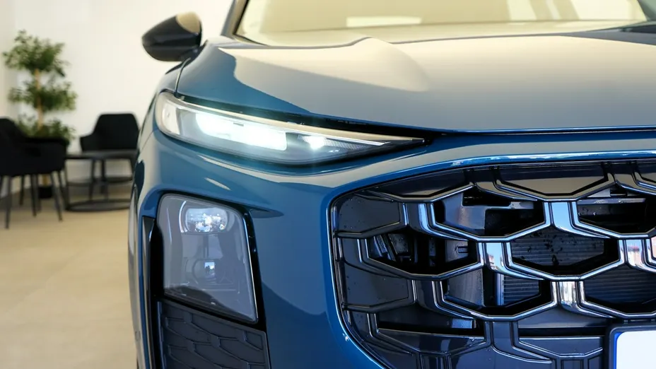 AUDI Q3 Sportback -