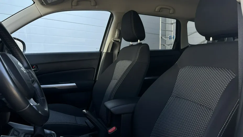 SUZUKI Vitara -