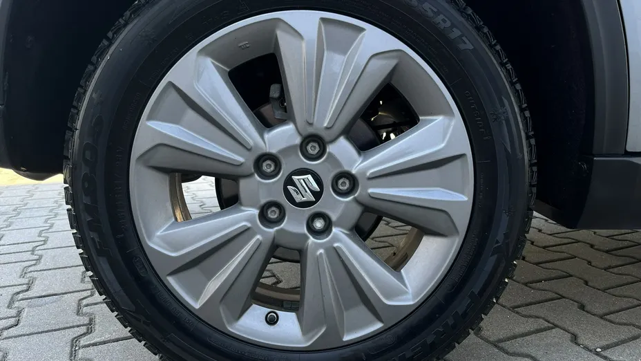 SUZUKI Vitara -