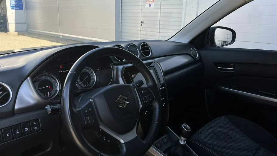 SUZUKI Vitara -