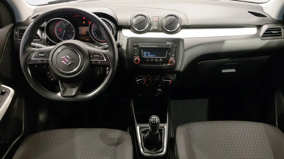 SUZUKI Swift -