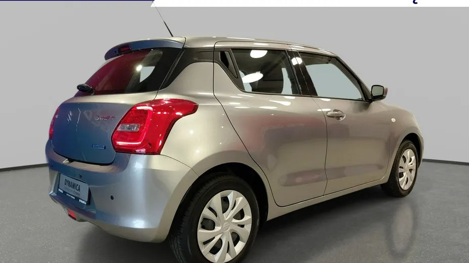 SUZUKI Swift -