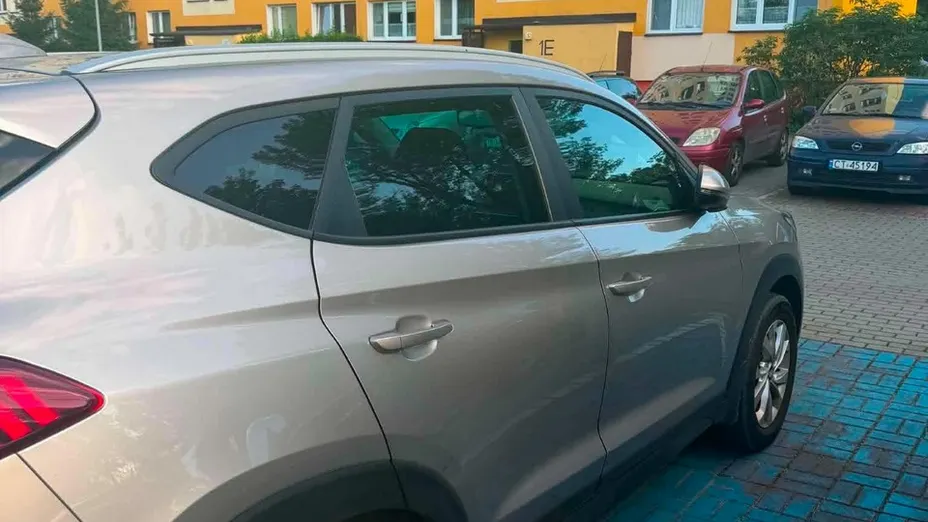 HYUNDAI Tucson -
