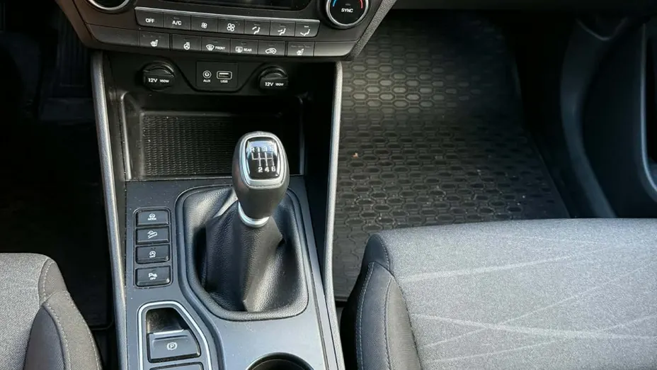 HYUNDAI Tucson -