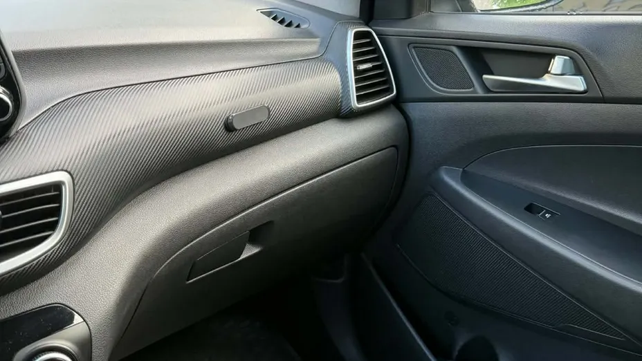 HYUNDAI Tucson -