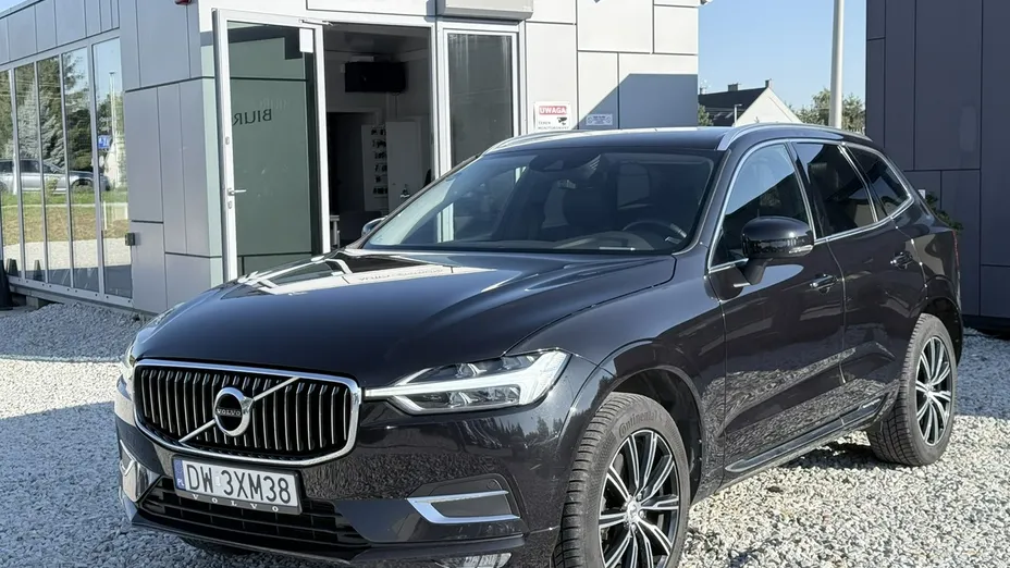 VOLVO XC60 -