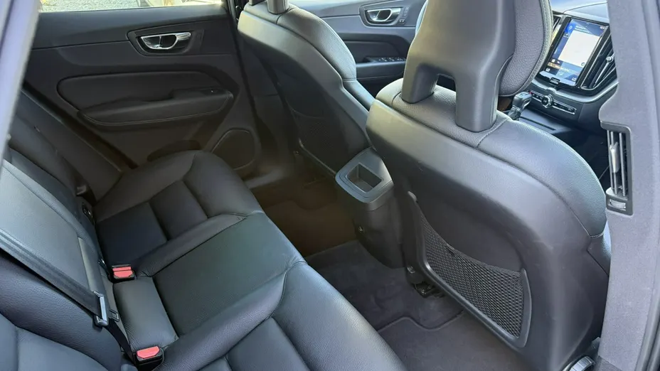 VOLVO XC60 -