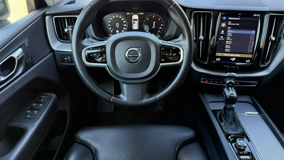 VOLVO XC60 -