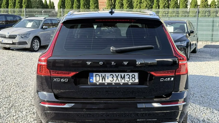VOLVO XC60 -