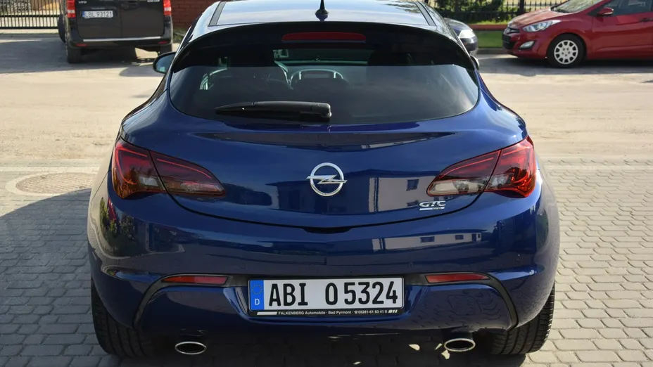 OPEL Astra -