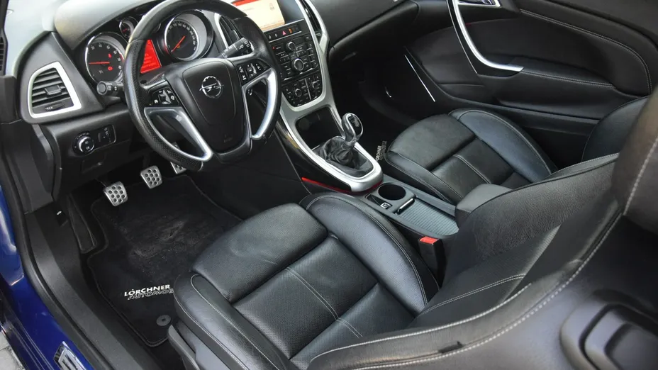 OPEL Astra -