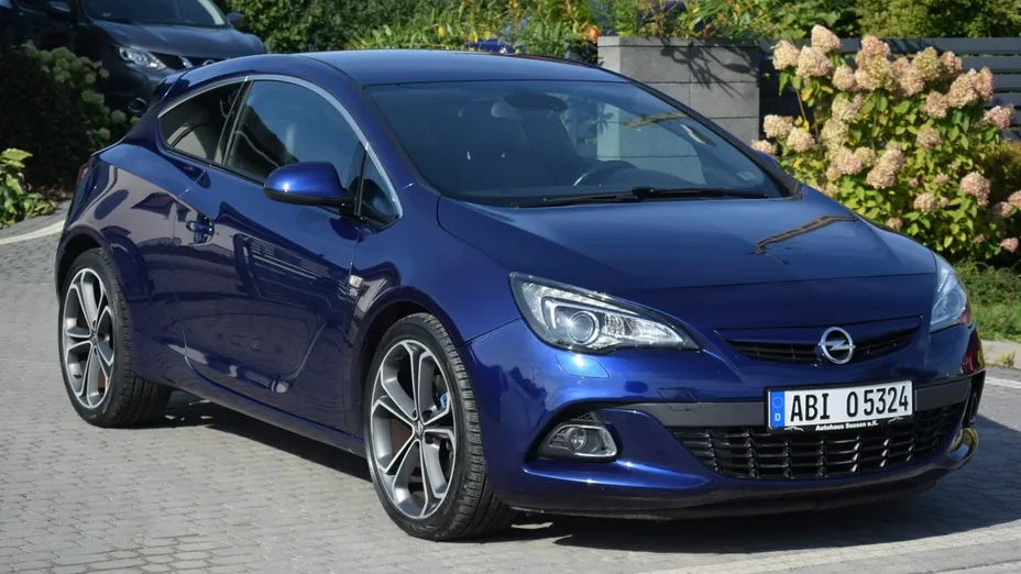 OPEL Astra -