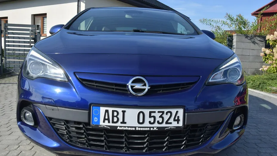 OPEL Astra -