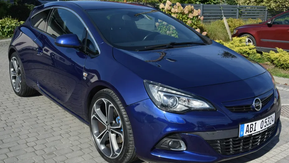 OPEL Astra -