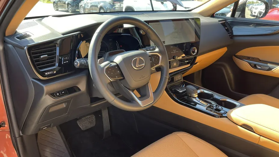LEXUS NX -