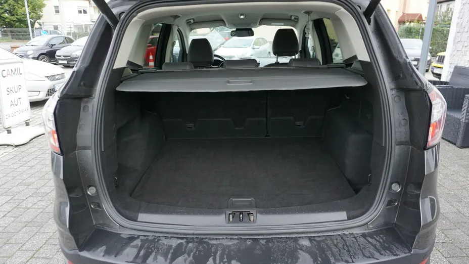 FORD Kuga -