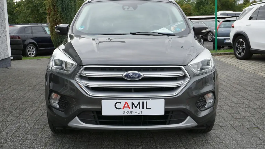 FORD Kuga -