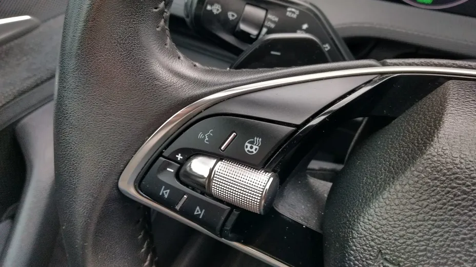 SKODA Superb -