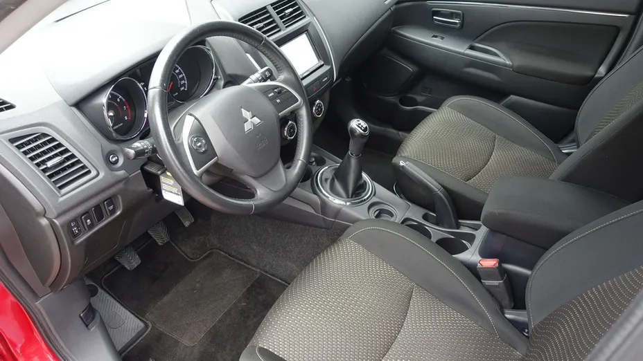 MITSUBISHI ASX -