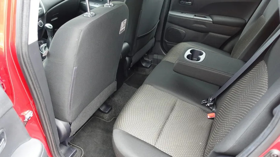 MITSUBISHI ASX -