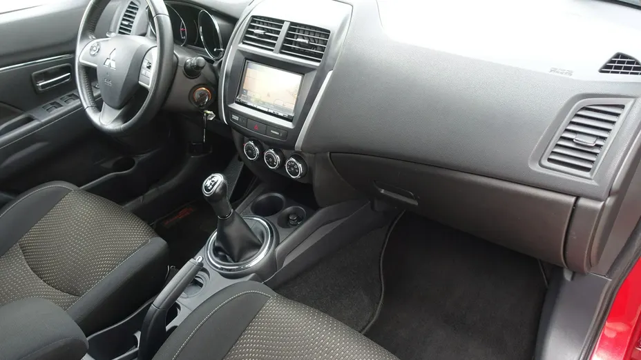 MITSUBISHI ASX -