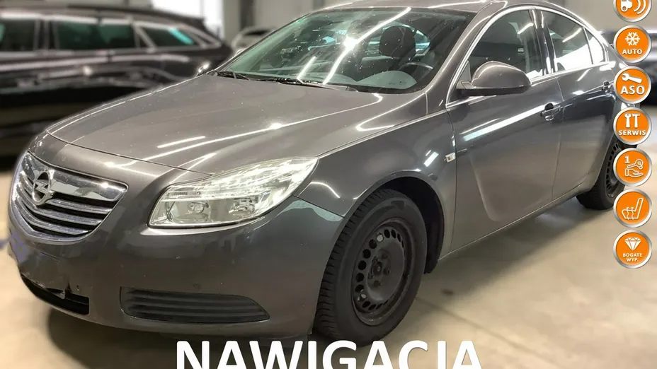 OPEL Insignia -