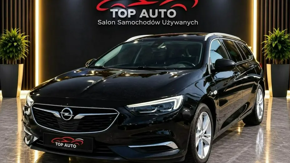 OPEL Insignia -