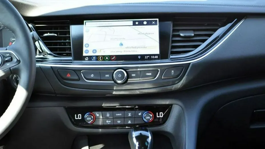 OPEL Insignia -