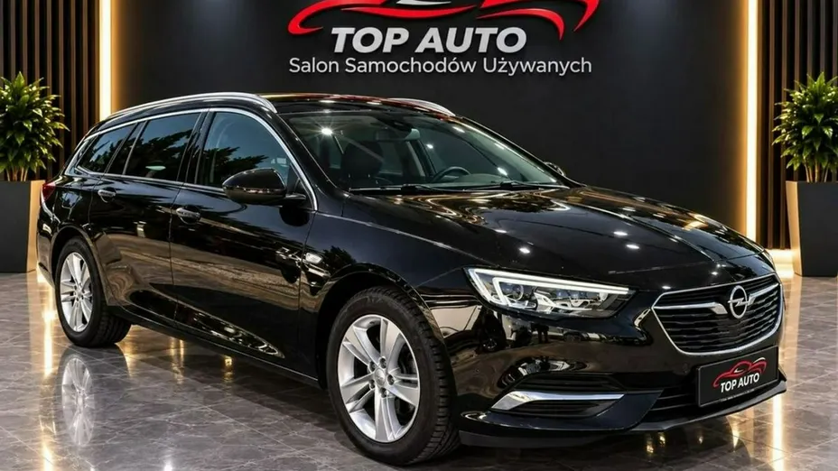 OPEL Insignia -
