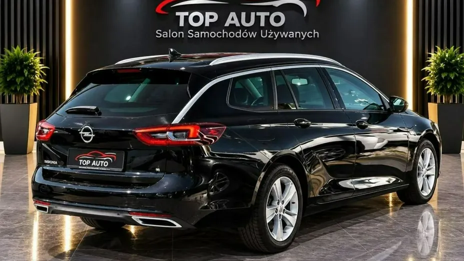 OPEL Insignia -