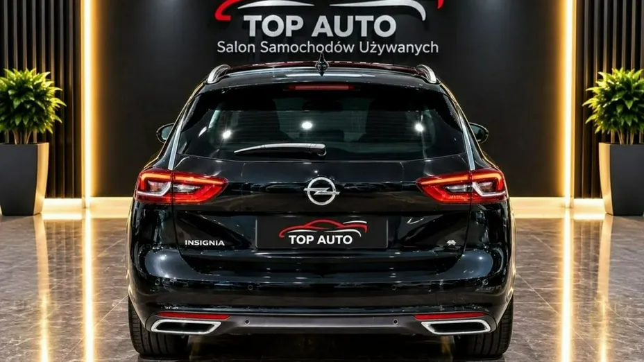 OPEL Insignia -