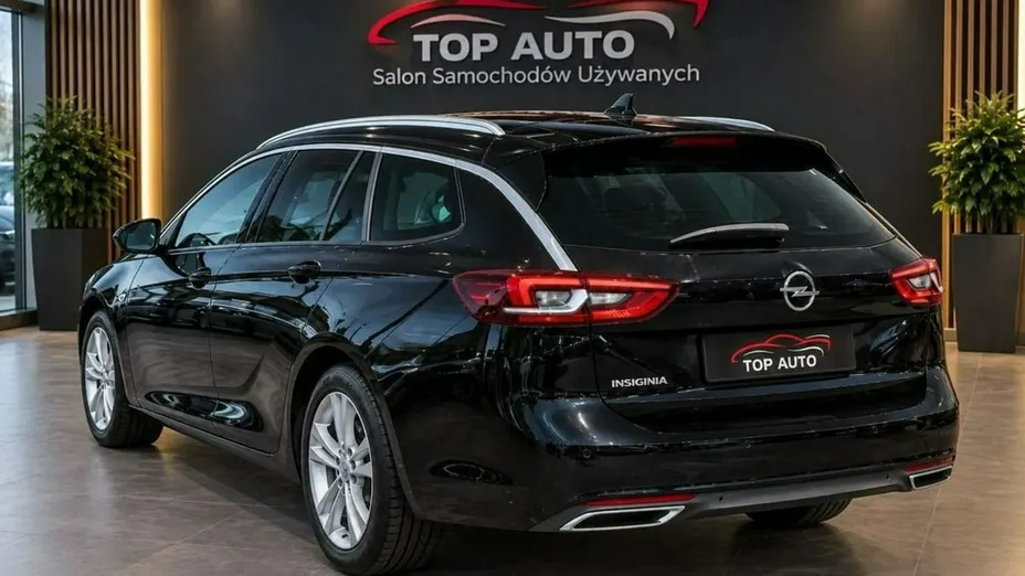 OPEL Insignia -