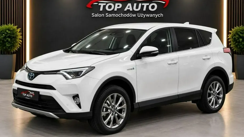 TOYOTA RAV4 -