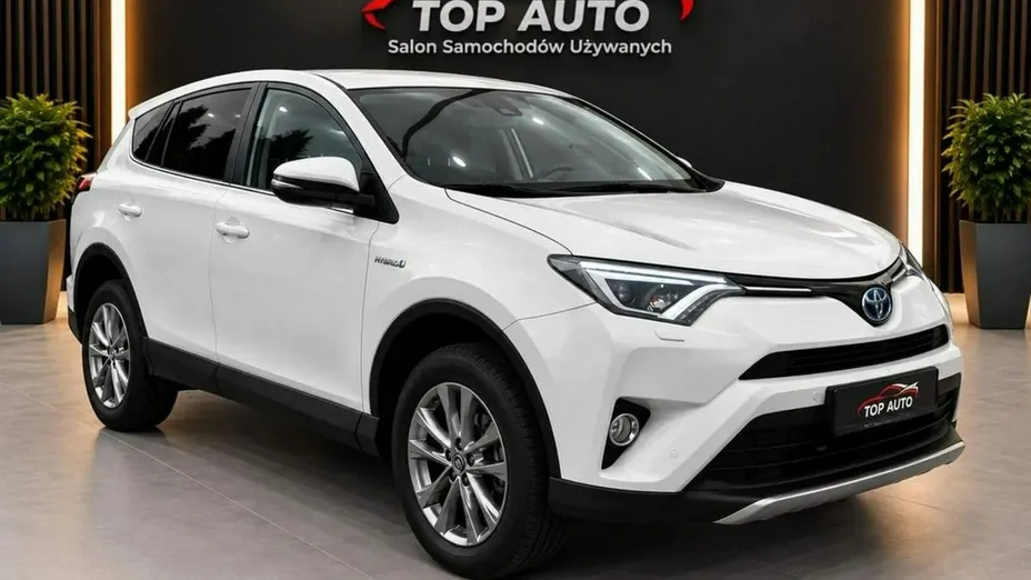 TOYOTA RAV4 -