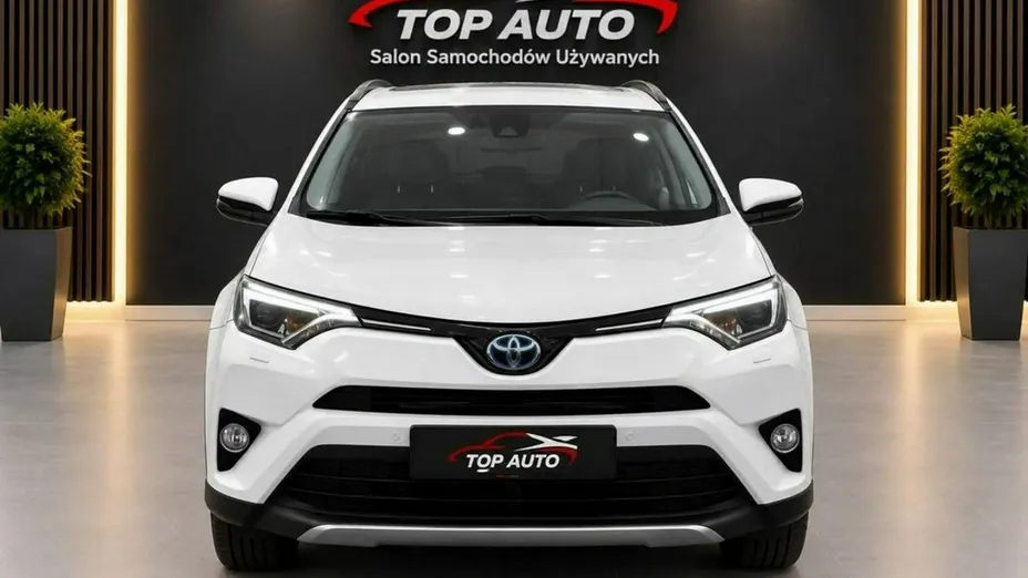 TOYOTA RAV4 -