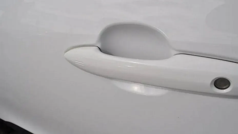 TOYOTA Yaris -