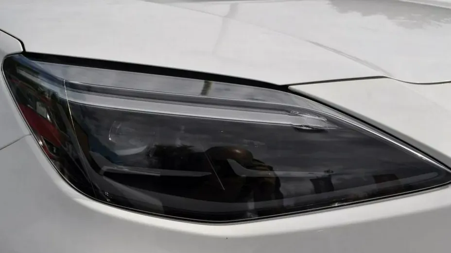 TOYOTA Yaris -