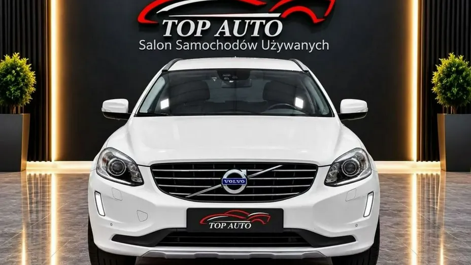 VOLVO XC60 -