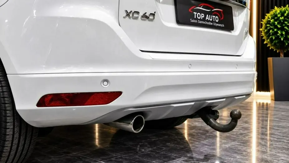 VOLVO XC60 -