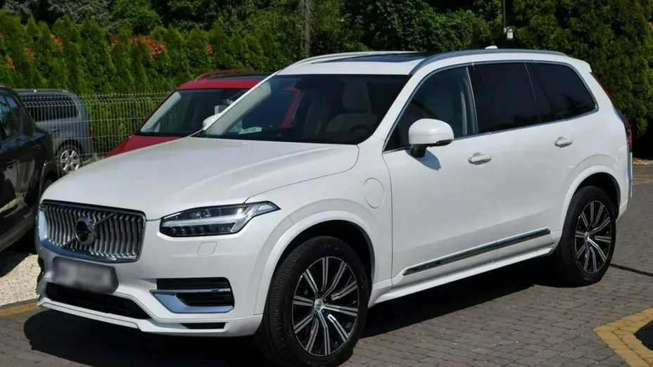 VOLVO XC90 -