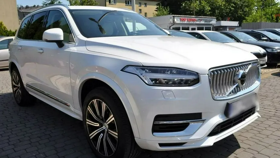 VOLVO XC90 -