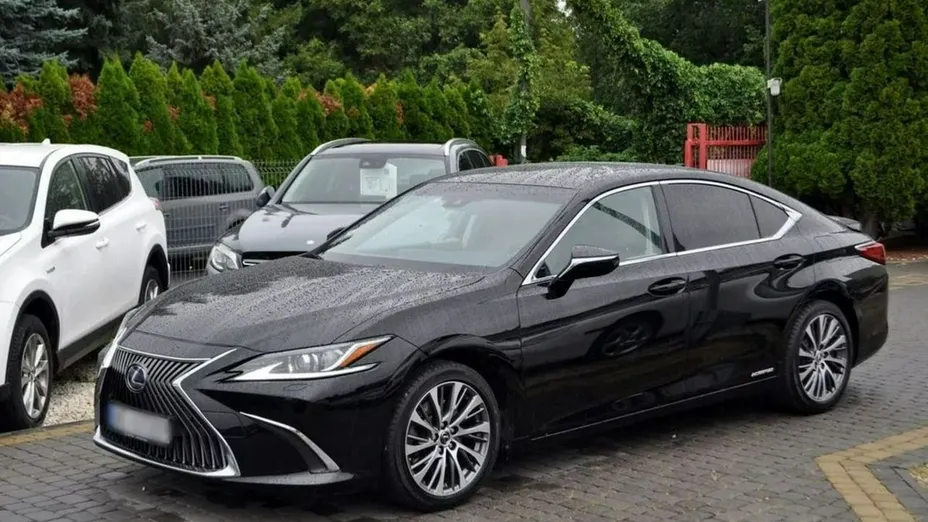 LEXUS ES -