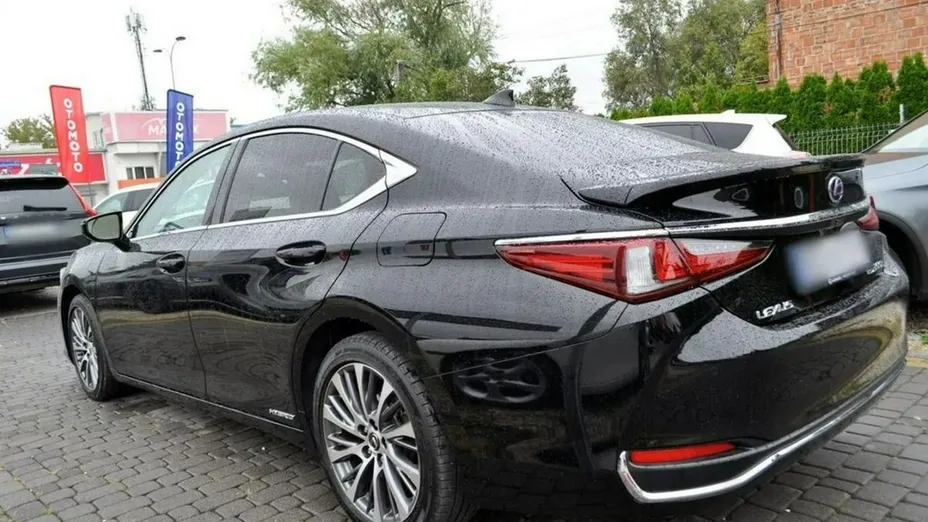 LEXUS ES -