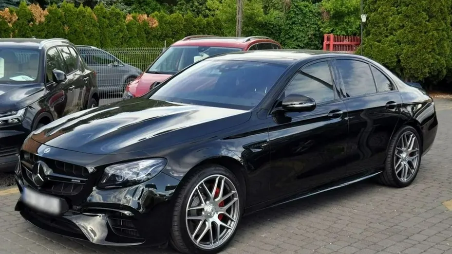 MERCEDES-BENZ E Klasa -