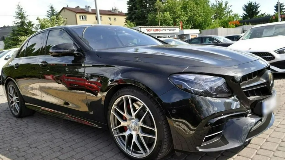 MERCEDES-BENZ E Klasa -