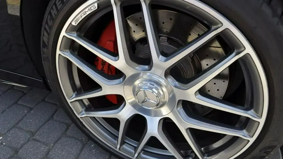 MERCEDES-BENZ E Klasa -