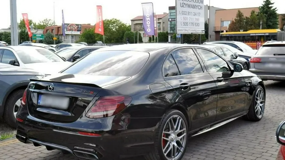 MERCEDES-BENZ E Klasa -