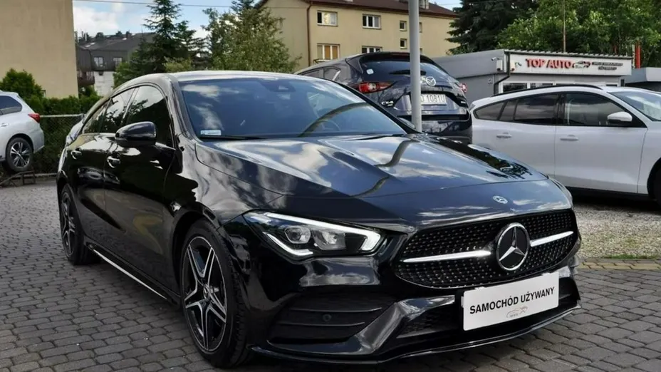 MERCEDES-BENZ CLA -