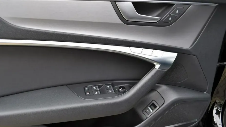 AUDI A6 Avant -