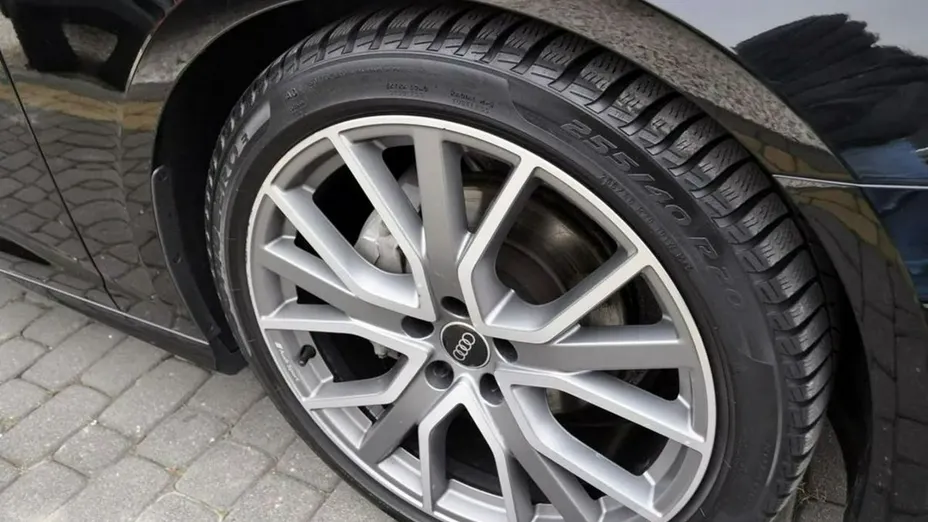 AUDI A6 Avant -